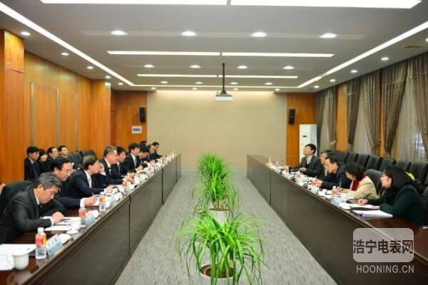 國務(wù)院駐國網(wǎng)公司監(jiān)事會(huì)調(diào)研組蒞臨許繼集團(tuán)檢查指導(dǎo)工作