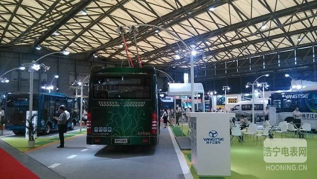 新能源 * 強(qiáng)勢(shì)進(jìn)軍新能源汽車(chē)充電領(lǐng)域